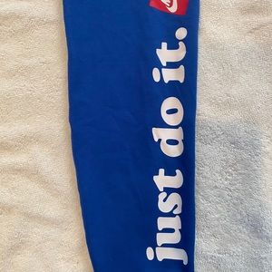 Nike Womens Mid Rise Full Length Leggings